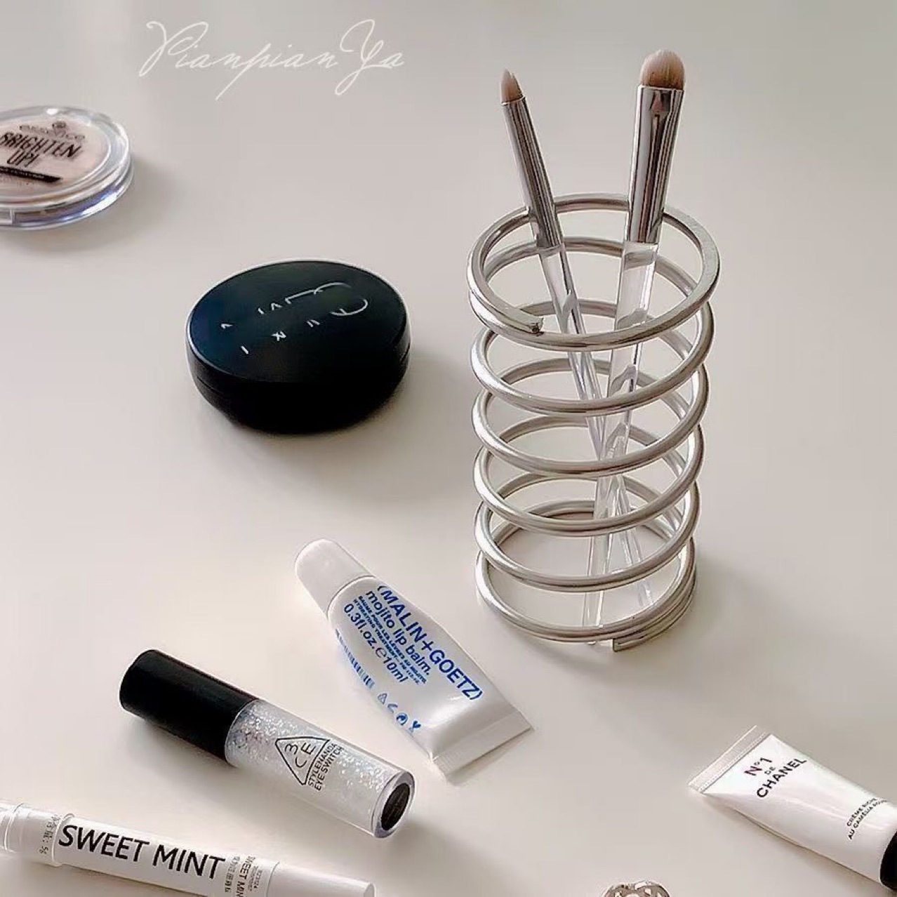 Stainless Steel Toothbrush Hol - đánh giá và giá Home Bathroom Gadgets